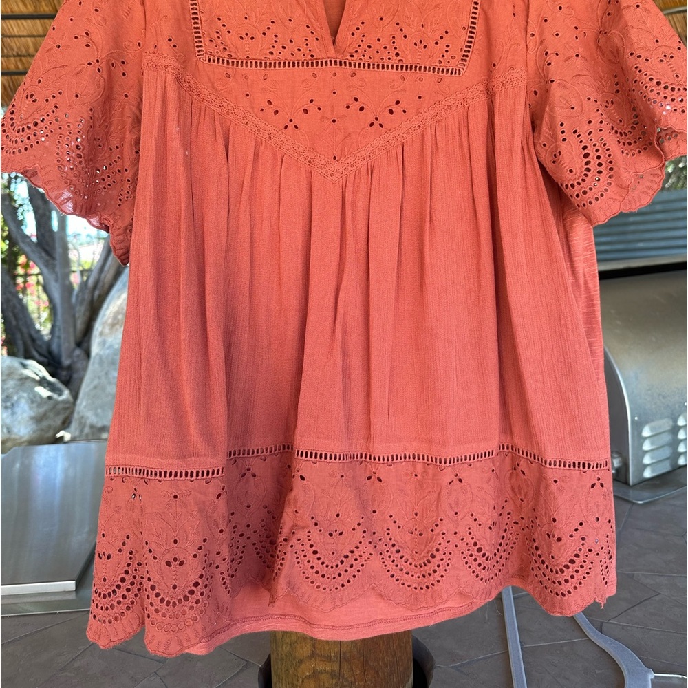 Knox rose shirt size L, make an offer